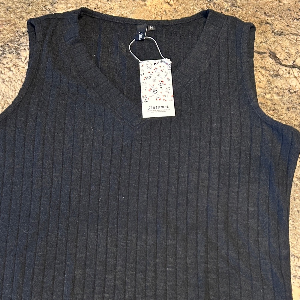 Buttery soft NWT Automot Women's Black V-Neck Sweater. polish your look!